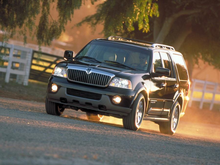 Lincoln Navigator 2002 года  (фото 7 из 16)